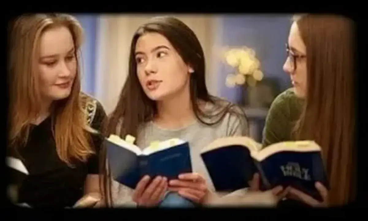 Best Bible for Teens: 3 Must-Have Bibles for Young Adults